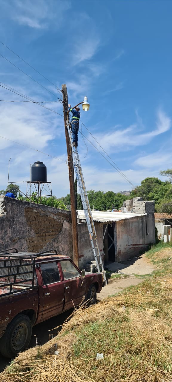 Visibles resultados de mejora del alumbrado público realizada por el gobierno de Apetatitlán